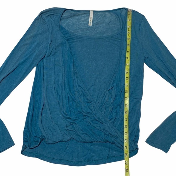 GILLIO Teal Blue Drapey Surplice Faux-Wrap Long Sleeve Blouse Small - Picture 6 of 12